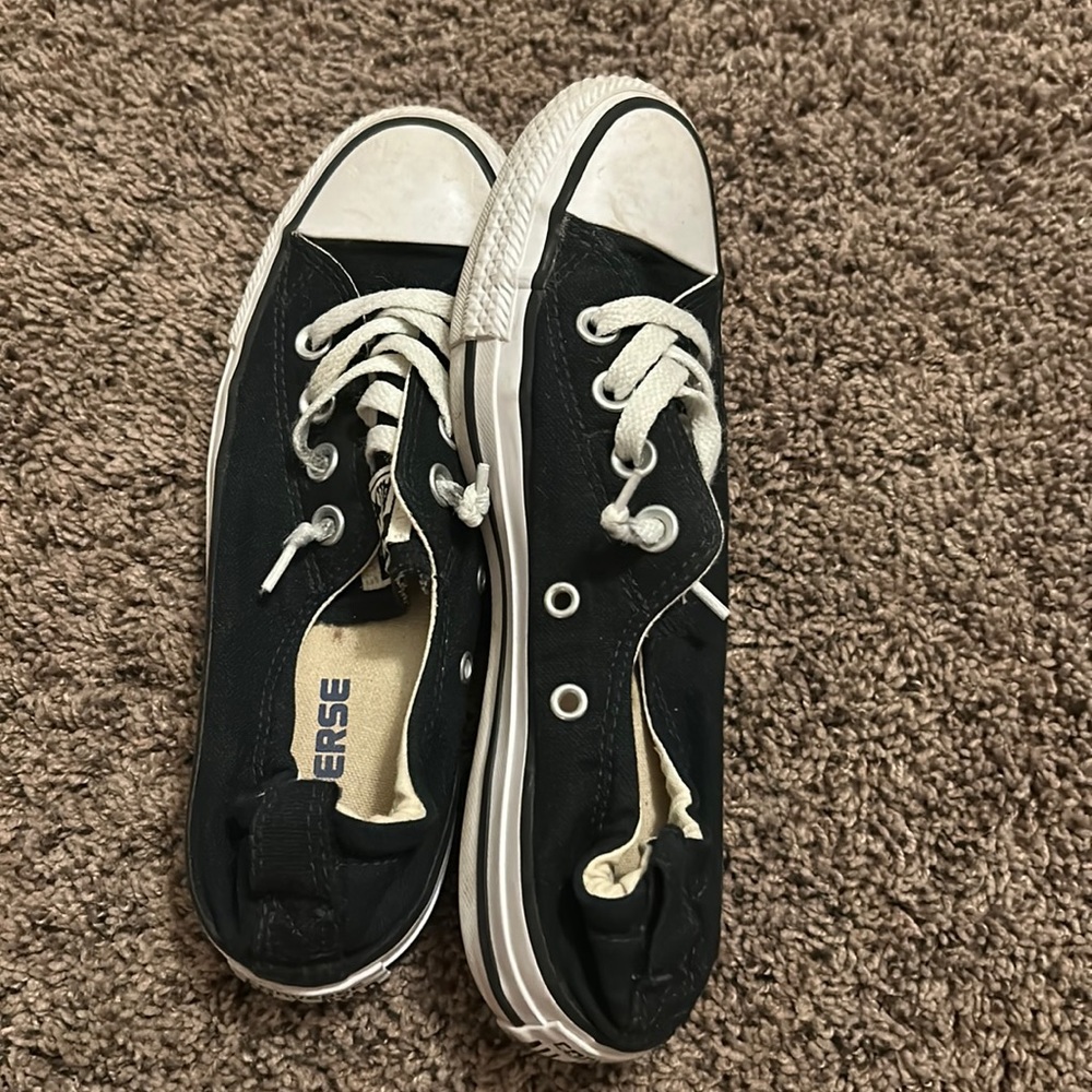 Black converse size 6 like new shoes